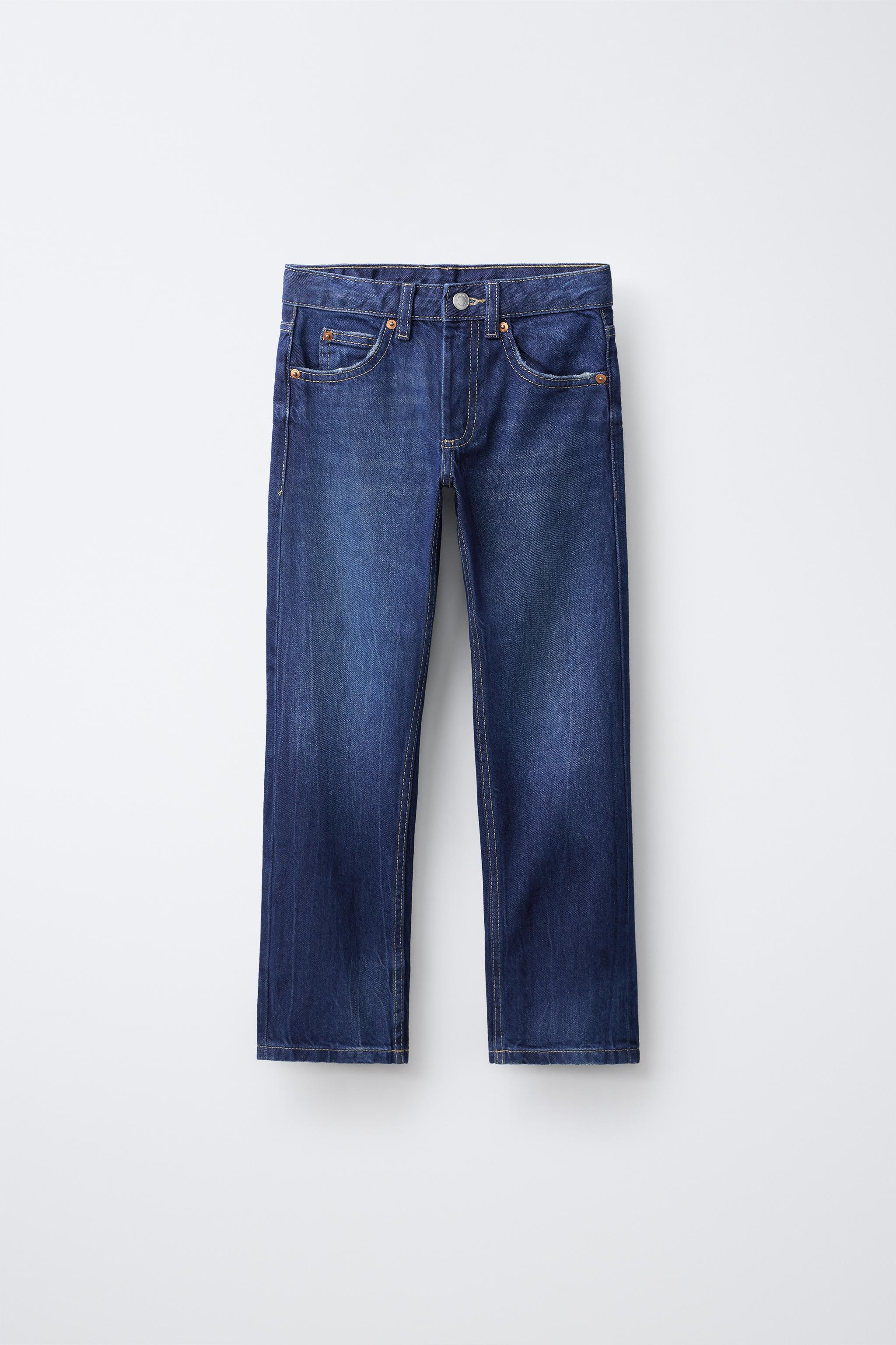 RIPPED STRAIGHT FIT JEANS